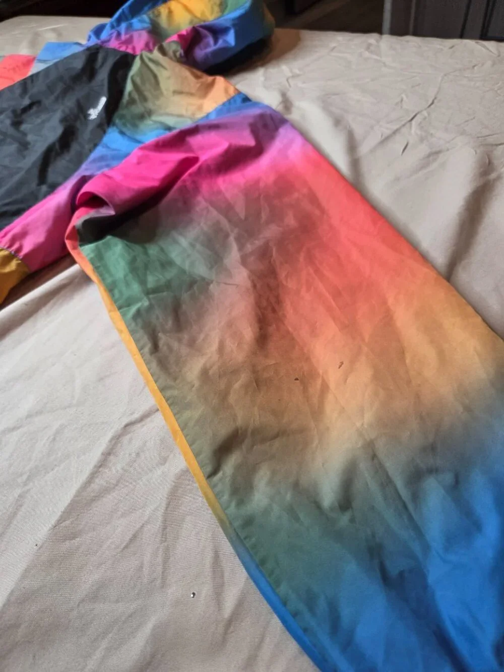 Men's - North Face Rainbow Gradient Vintage Ski Jacket - Multi Color - XL - RARE